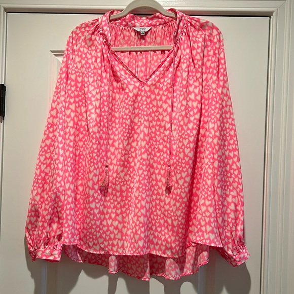 Darling Women’s Hearts Blouse - Picture 1 of 11